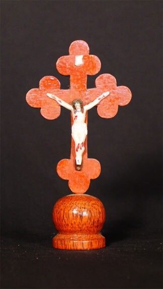 8 Inch Clover Wooden Cross