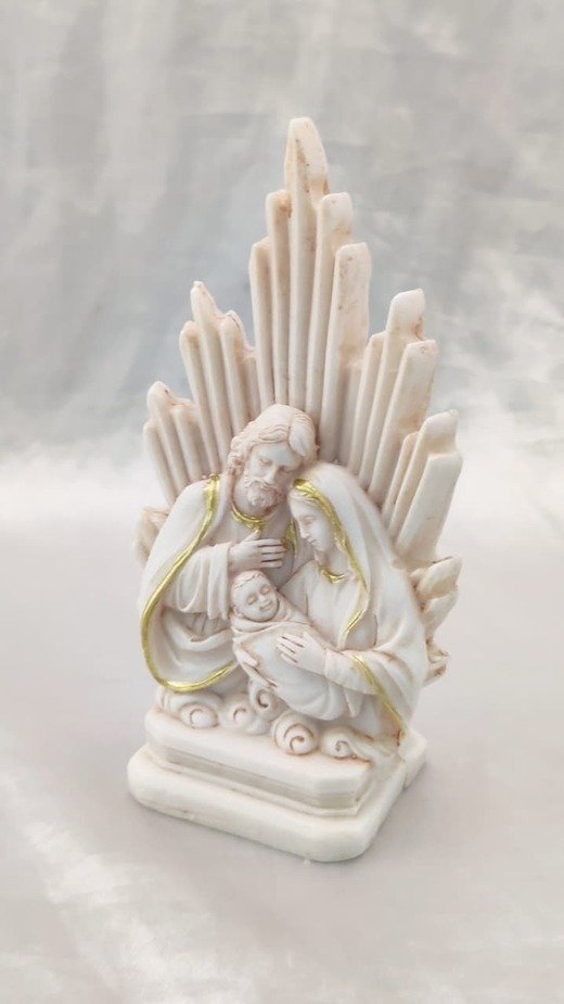 Poly Marble Holy Family Tabletop Statue - 5 Inch - Image 4