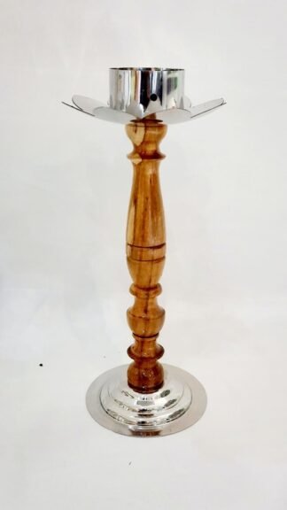 26 Cm Silver Plated Wooden Candle Stand
