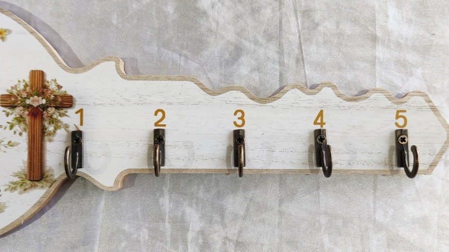Aesthetic Door Hangings & Key Holder - 12 Inch - Image 3