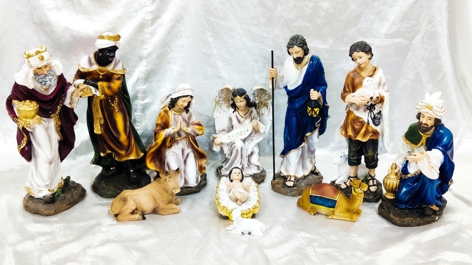 14 Inch Pretty Italian Poly Marble Crib Set