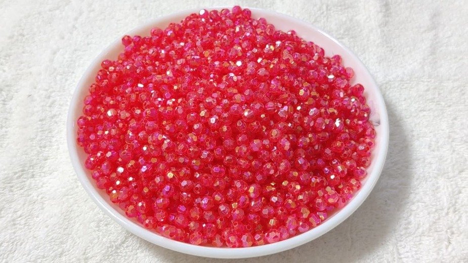 Crystal Plastic Pink Beads - 8mm - Image 2