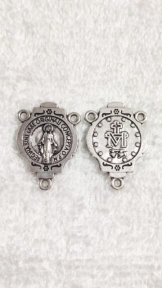 Silver Plated Three Cornered Medal – 2 CM