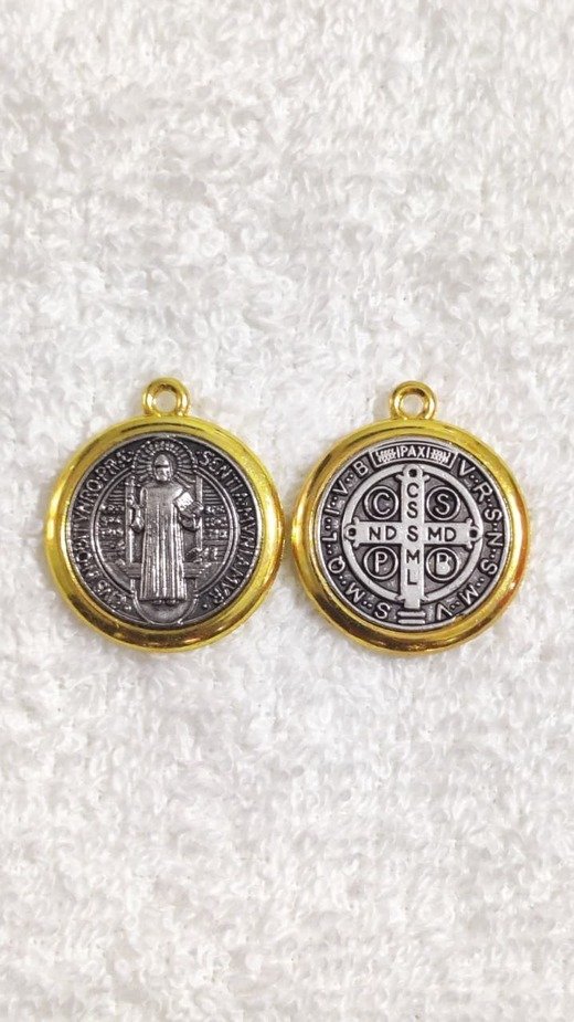 Silver Plated Medal - 2 Cm
