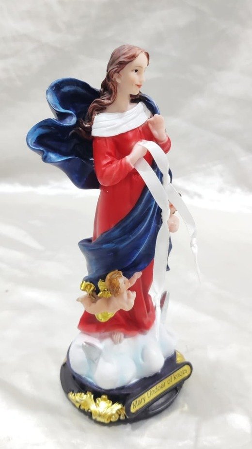 Mary, Untier of Knots Italian Poly Marble Sculpture - 8 Inch - Image 5