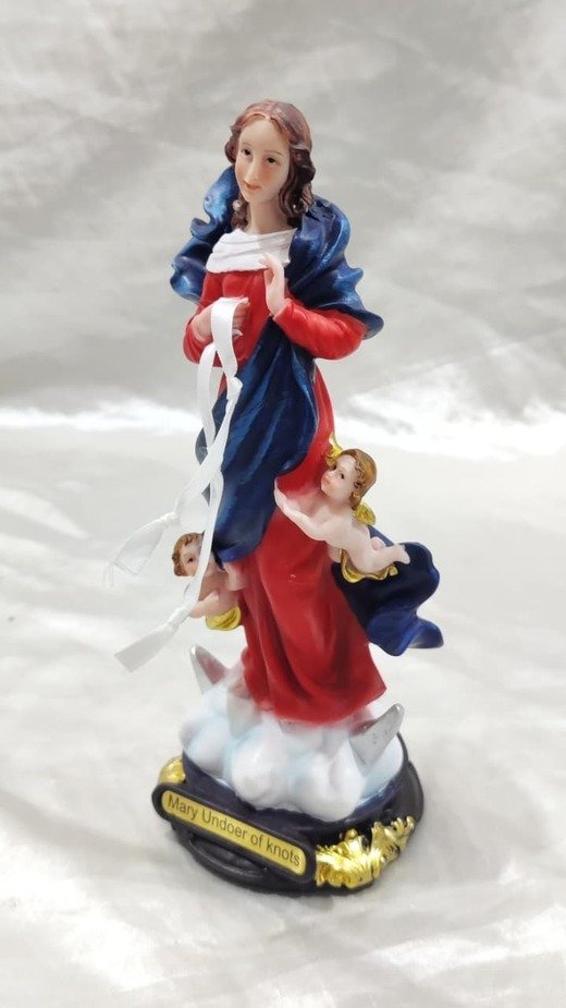 Mary, Untier of Knots Italian Poly Marble Sculpture - 8 Inch - Image 3