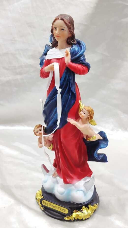 Mary, Untier of Knots Italian Poly Marble Sculpture - 11.5 Inch - Image 4