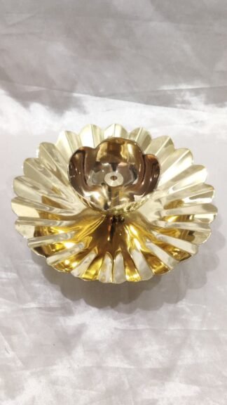 Gold plated Oil lamp - 5 Inch