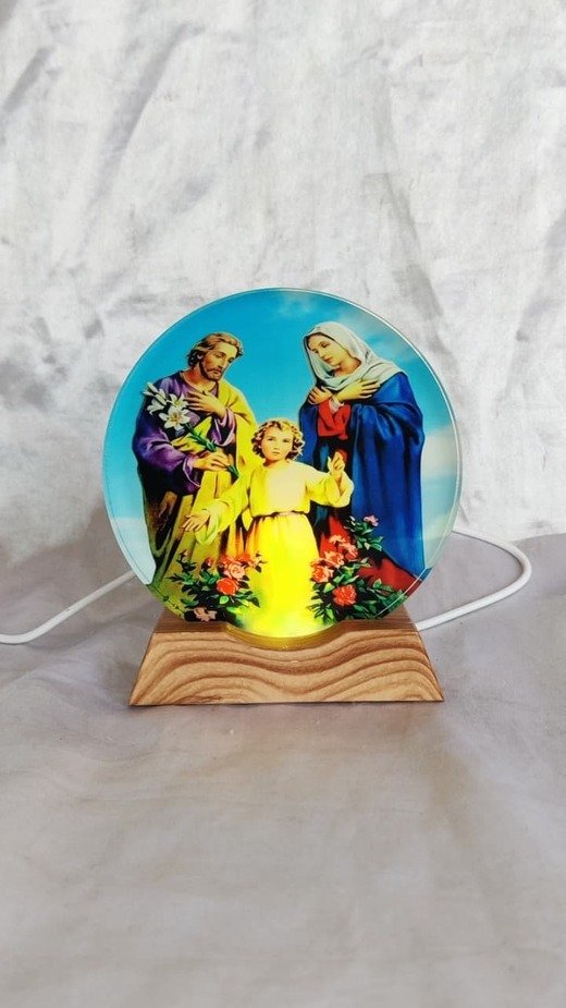Elegant 3D Crystal Night Light – Holy Family Edition - 3.5 Inch