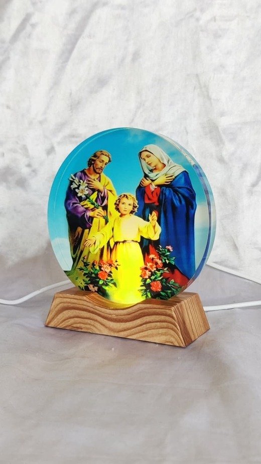 Elegant 3D Crystal Night Light – Holy Family Edition - 5 Inch - Image 2
