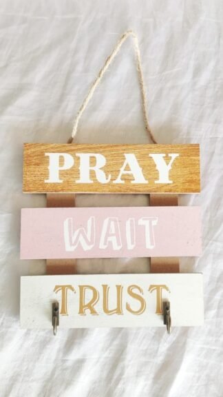 Aesthetic Door Hangings & Key Holder - 6 Inch